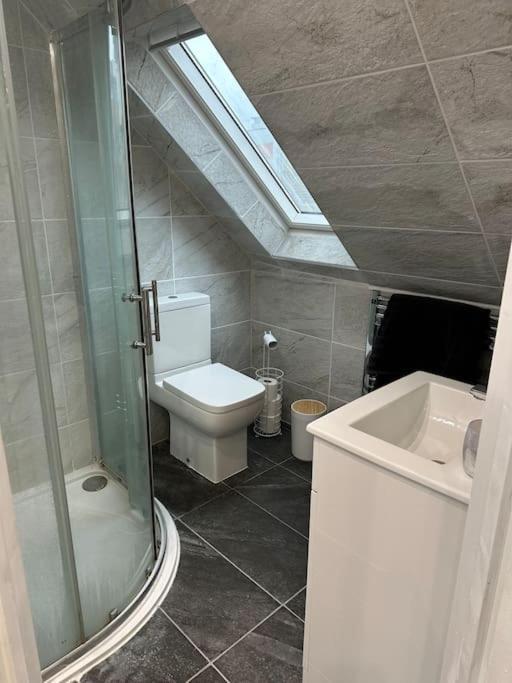 Adam'S Place, Watford Wd17 2Py Villa Esterno foto