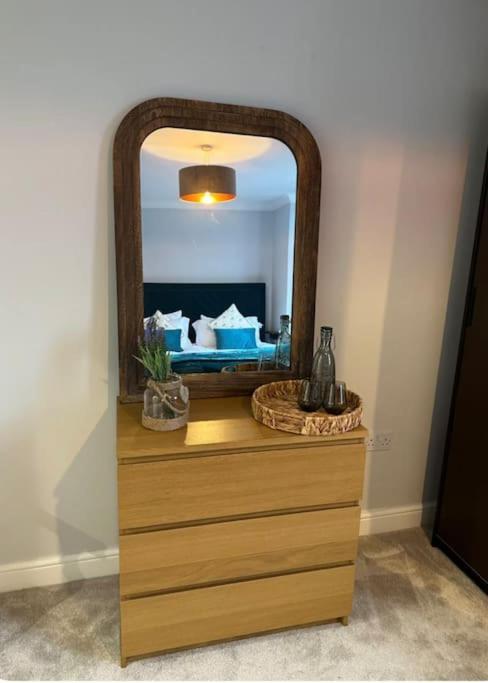 Adam'S Place, Watford Wd17 2Py Villa Esterno foto